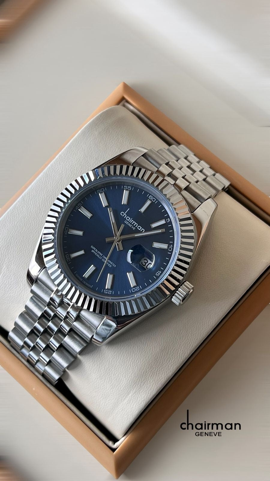 Enjoy the beauty of the  blue color
