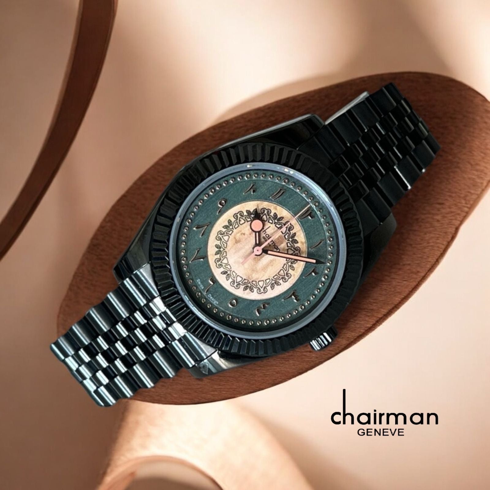 Royal Black .. It is enough to have in your hand 01